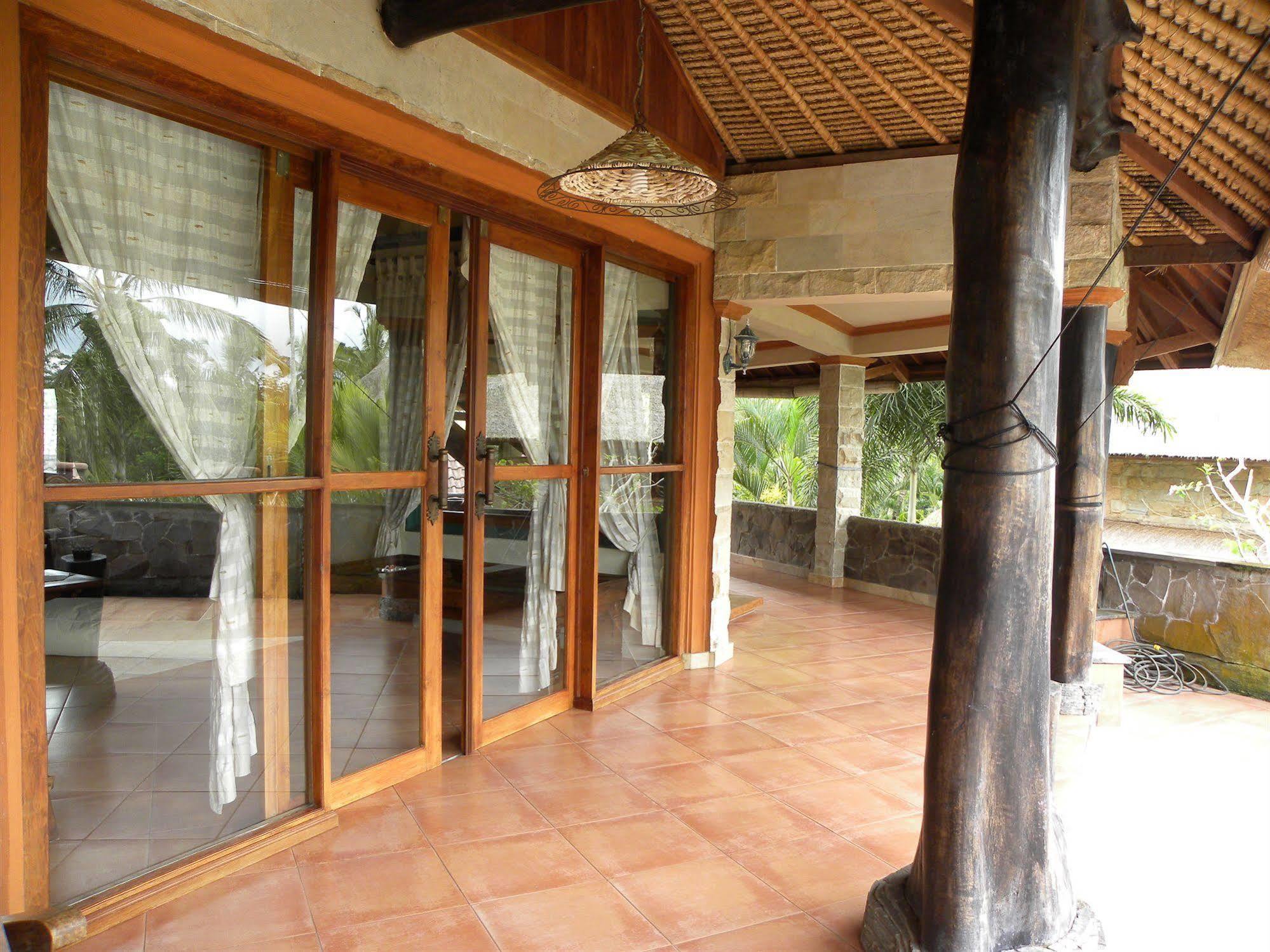 Saudara Home Ubud Экстерьер фото